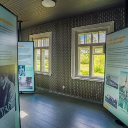 Kirjanduslik-ekspositsioon-A.H.Tammsaare-muuseumis-Vargamael